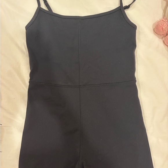 aritzia freestyle romper - Picture 1 of 2